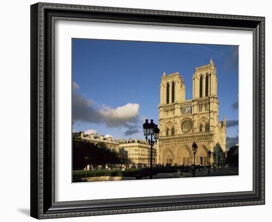 Notre Dame De Paris, Ile De La Cite, Paris, France-Peter Scholey-Framed Photographic Print