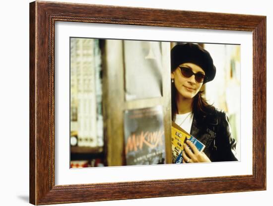 Notting Hill, Julie Roberts, 1999-null-Framed Photo