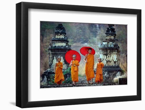 Novice Buddhist monks, Doi Kong Mu Temple, Mae Hong Son, northern Thailand, Southeast Asia-Alain Evrard-Framed Photographic Print