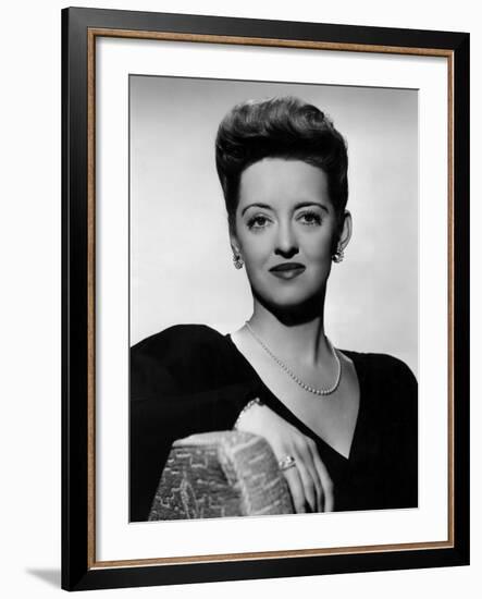 Now, Voyager, Bette Davis, 1942-null-Framed Photo