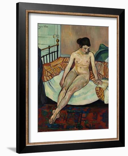 Nu à la couverture rayée-Suzanne Valadon-Framed Giclee Print