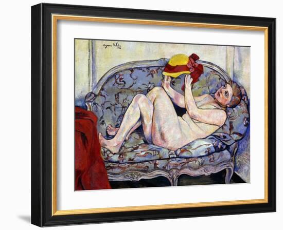 Nude Reaching on a Sofa; Nu Allonge Sur Un Canape, 1928-Suzanne Valadon-Framed Giclee Print