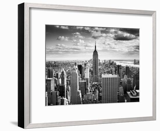 NYC Downtown-Nina Papiorek-Framed Photographic Print