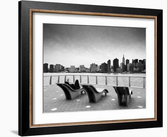 NYC Relax-Nina Papiorek-Framed Photographic Print