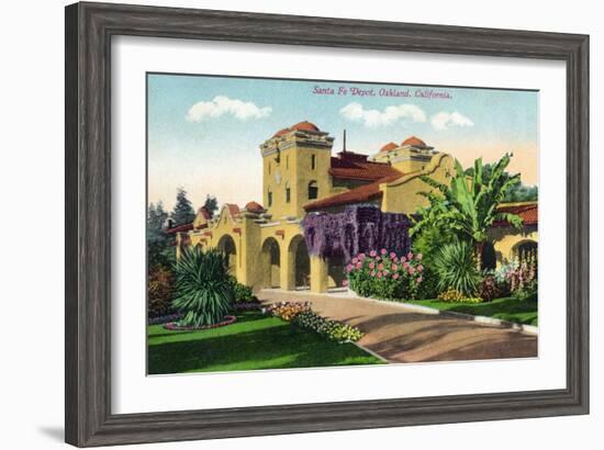 Oakland, California - Exterior View of Santa Fe Train Depot-Lantern Press-Framed Art Print