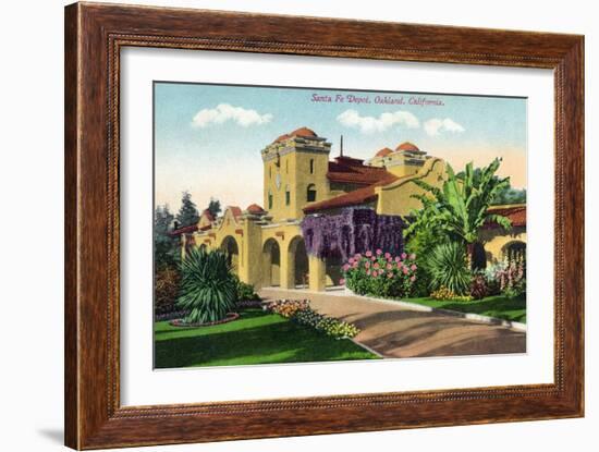 Oakland, California - Exterior View of Santa Fe Train Depot-Lantern Press-Framed Art Print