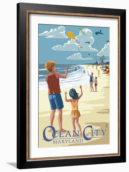 Ocean City, Maryland - Kite Flyers-Lantern Press-Framed Art Print