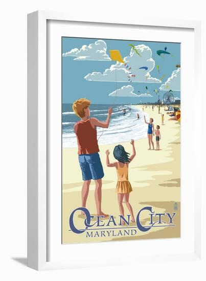 Ocean City, Maryland - Kite Flyers-Lantern Press-Framed Art Print