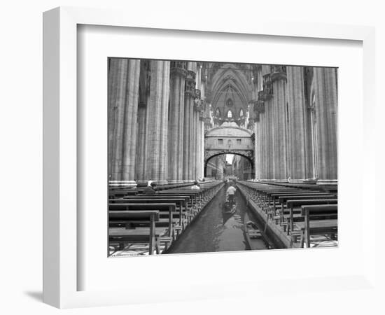 Oduomomio-Thomas Barbey-Framed Giclee Print