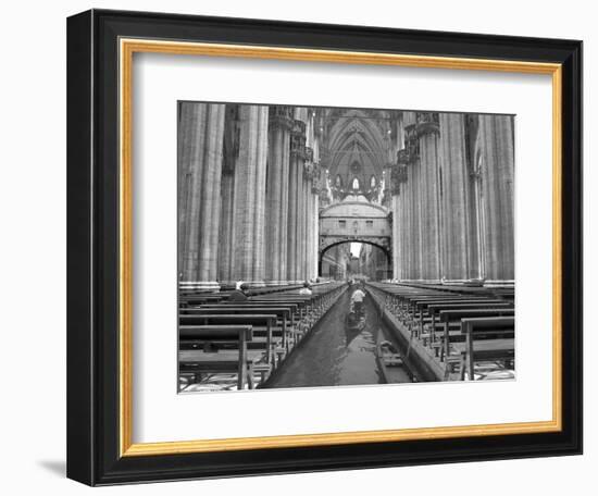 Oduomomio-Thomas Barbey-Framed Giclee Print