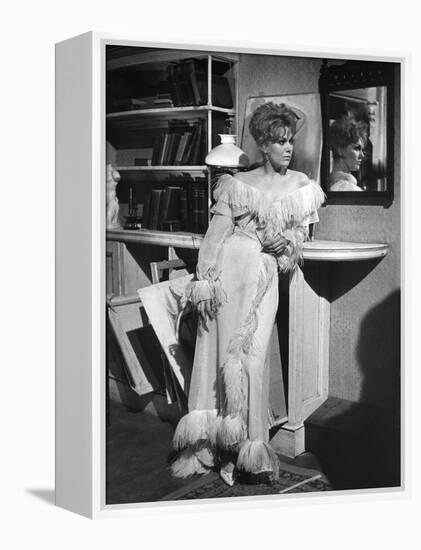 OF HUMAN BONDAGE, 1964 directed by KEN HUGHES Kim Novak (b/w photo)-null-Framed Stretched Canvas