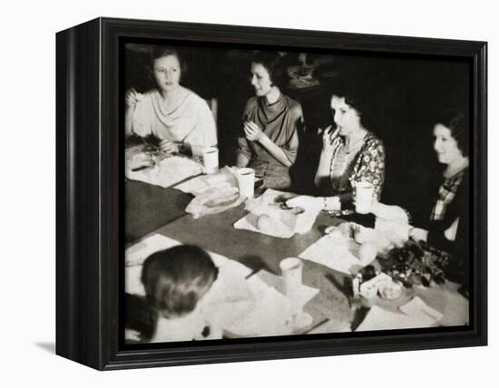 Office girls taking their lunch break, New York, USA, early 1930s-Unknown-Framed Premier Image Canvas