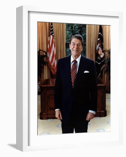 Official Portrait of President Reagan in the Oval Office. June 3 1985. Po-Usp-Reagan_Na-12-0061M-null-Framed Photo