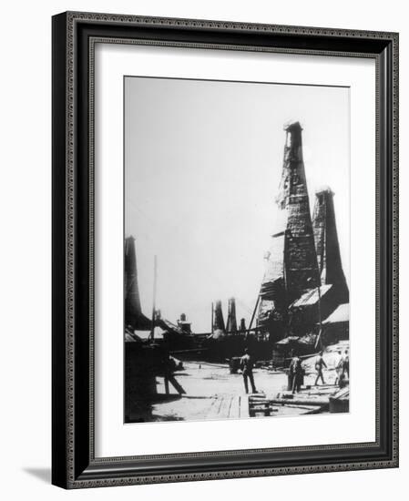 Oil Extraction in Baku, Russia, C1903-C1906-null-Framed Giclee Print