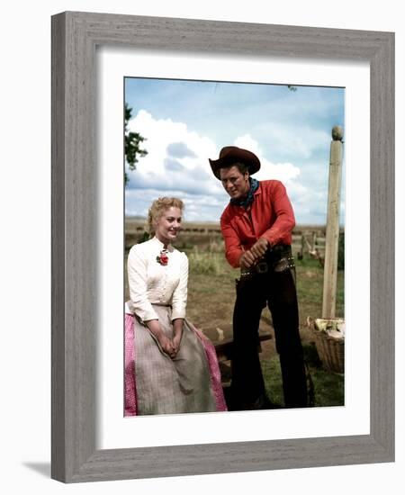 Oklahoma, Shirley Jones, Gordon MacRae, 1955-null-Framed Photo