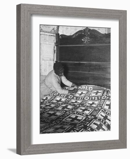 Old African American Sharecropper's Wife Mending a Quilt Commemorating the Regional Flood of 1927-Alfred Eisenstaedt-Framed Photographic Print