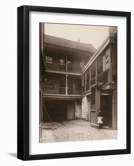 Old Bell Inn, Holborn, London, 1884-Henry Dixon-Framed Photographic Print