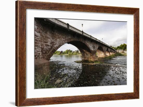 Old Bridge, Perth, Perth and Kinross, Scotland, 2010-Peter Thompson-Framed Photographic Print