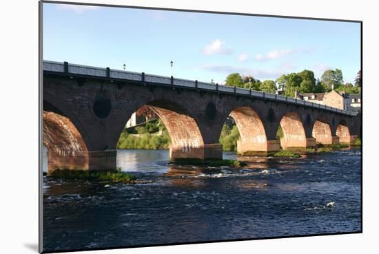 Old Bridge, Perth, Scotland-Peter Thompson-Mounted Photographic Print