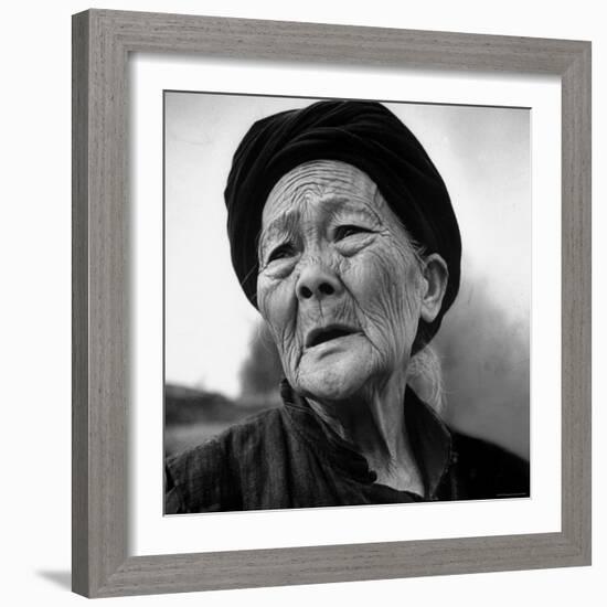 Old Chinese Peasant Woman-Carl Mydans-Framed Photographic Print