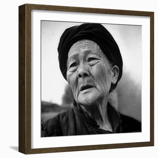 Old Chinese Peasant Woman-Carl Mydans-Framed Photographic Print