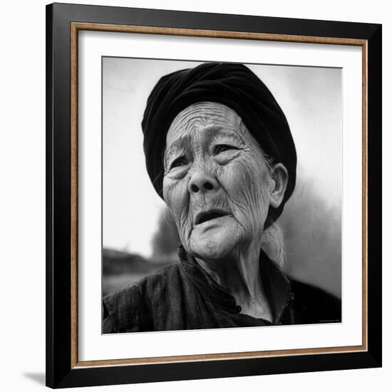 Old Chinese Peasant Woman-Carl Mydans-Framed Photographic Print