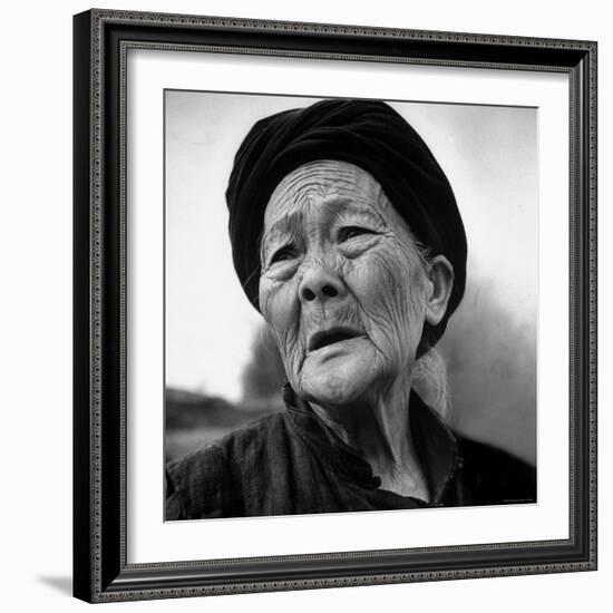 Old Chinese Peasant Woman-Carl Mydans-Framed Photographic Print