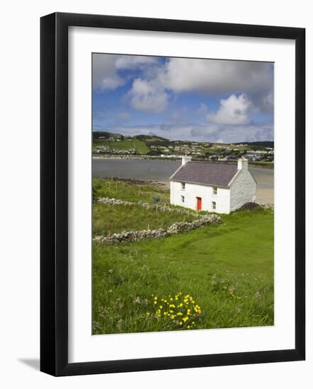 Old Farmhouse in Rosapenna, County Donegal, Ulster, Republic of Ireland, Europe-Richard Cummins-Framed Photographic Print