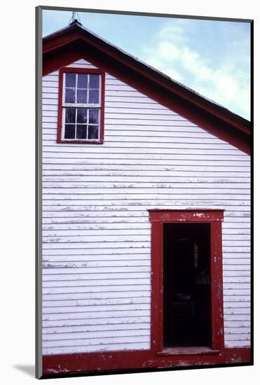 Old farmhouse in rural Indiana, USA-Anna Miller-Mounted Photographic Print