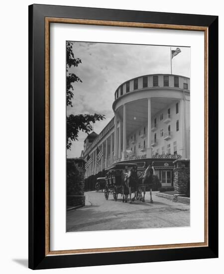 Old-Fashioned Surrey Type Carriages on Mackinac Island Outside Grand Hotel-Myron Davis-Framed Photographic Print