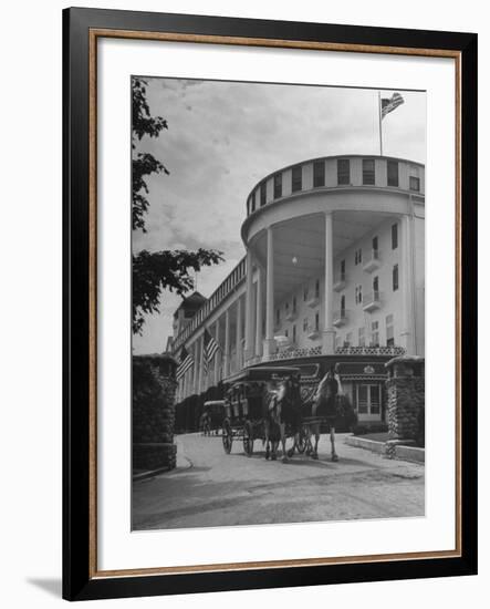 Old-Fashioned Surrey Type Carriages on Mackinac Island Outside Grand Hotel-Myron Davis-Framed Photographic Print