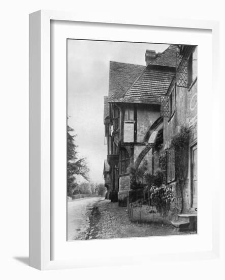 Old House at Chiddingstone, Kent, 1924-1926-Herbert Felton-Framed Giclee Print
