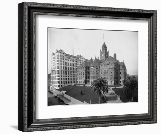 Old Los Angeles Courthouse-null-Framed Photographic Print