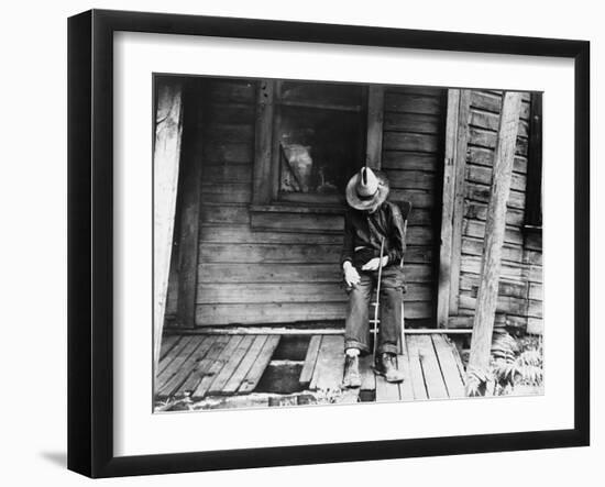 Old man, Washington, Pennsylvania, 1936-Dorothea Lange-Framed Photographic Print