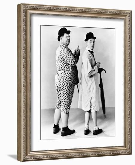 Oliver Hardy, Stan Laurel, Hal Roach Publicity Shot, Early 1930S-null-Framed Photo