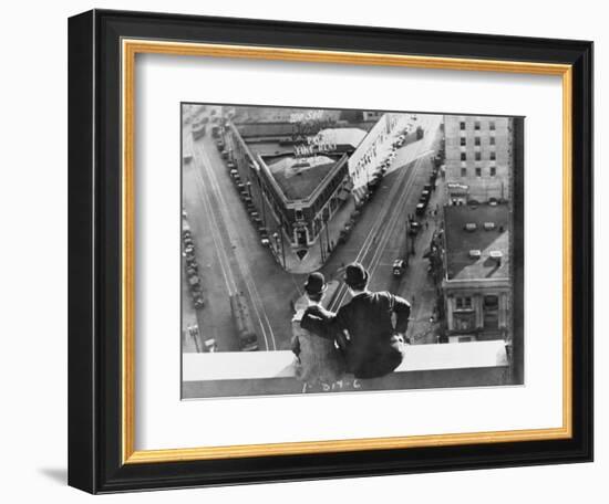 Oliver Hardy, Stan Laurel, Liberty, 1929-null-Framed Photographic Print