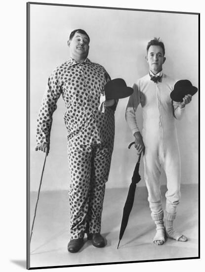 Oliver Hardy, Stan Laurel-null-Mounted Photographic Print