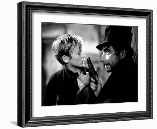 Oliver Twist, John Howard Davies, Robert Newton, 1948-null-Framed Photo