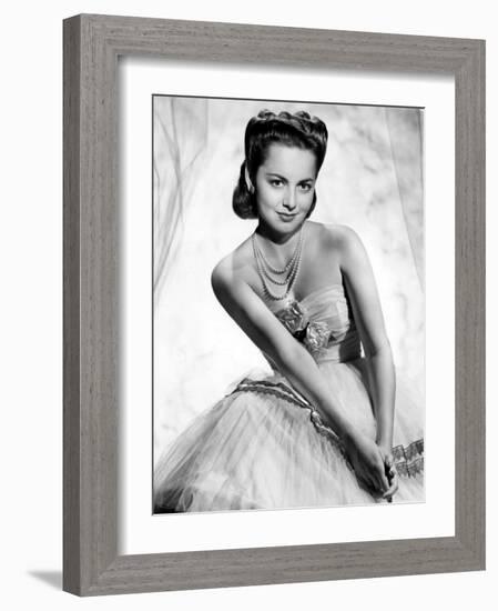 Olivia De Havilland, 1946-null-Framed Photo