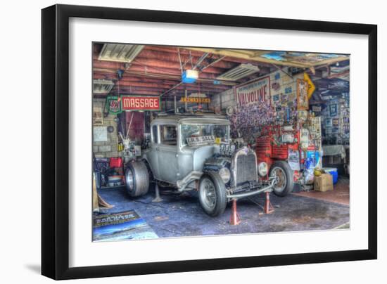 Olsens Garage-Robert Kaler-Framed Photographic Print