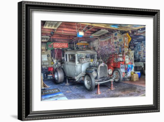 Olsens Garage-Robert Kaler-Framed Photographic Print