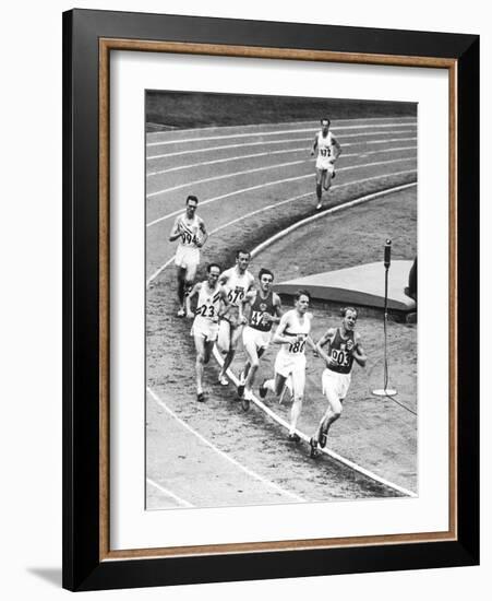 Olympic Games 1952 : Emil Zatopek in the Lead During 5000 M. Race July 25, 1952-null-Framed Photo