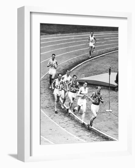 Olympic Games 1952 : Emil Zatopek in the Lead During 5000 M. Race July 25, 1952-null-Framed Photo