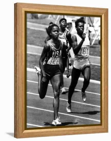 Olympic Games in Los Angeles, 1984 : American Evelyn Ashford Winning the 100M, on R : Heather Oaks-null-Framed Stretched Canvas