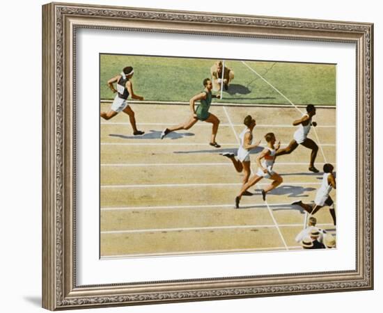 Olympics, 1932, Men 100M-null-Framed Photographic Print