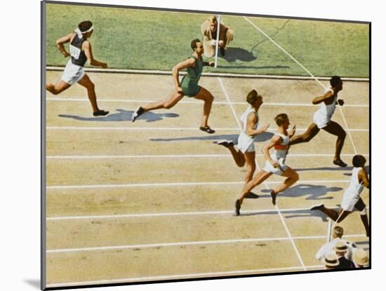 Olympics, 1932, Men 100M-null-Mounted Photographic Print