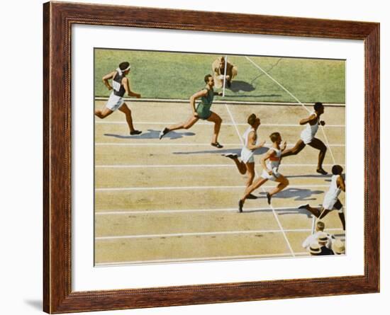 Olympics, 1932, Men 100M-null-Framed Photographic Print