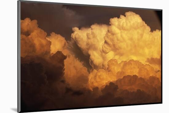 Ominous Storm Clouds Above Texas-Paul Souders-Mounted Photographic Print