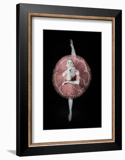 On Pointe-Darlene Hewson-Framed Photographic Print