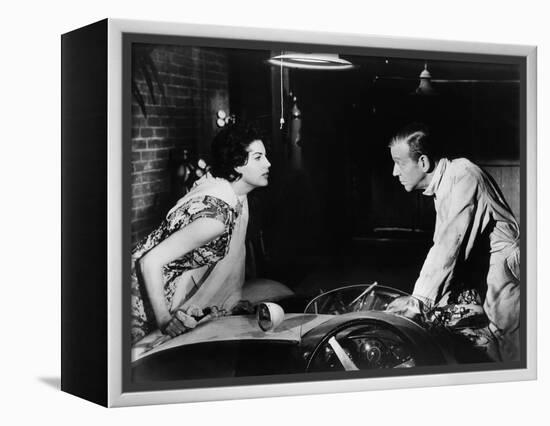 ON THE BEACH, 1959 directed by STANLEY KRAMER Ava Gardner and Fred Astaire (b/w photo)-null-Framed Stretched Canvas